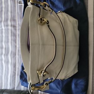 Coach Bag Pebble leather Off White Color